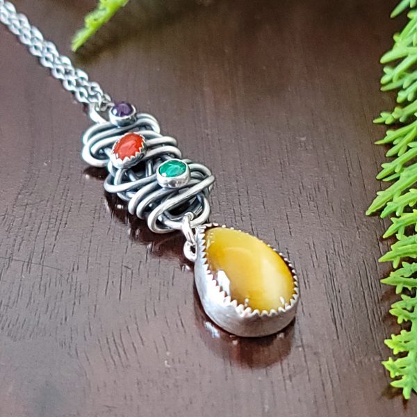 honey tiger eye grapevine necklace 2